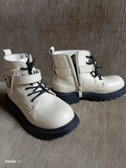 Ботинки на девочку