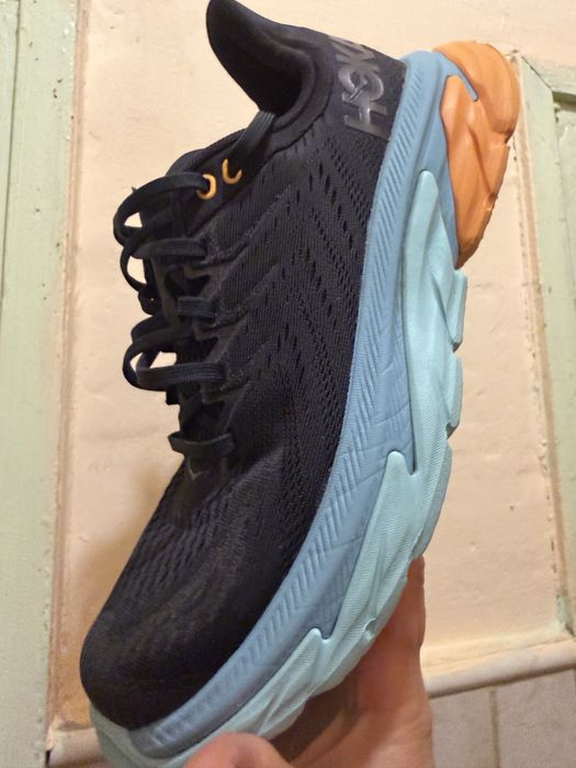 Second Hoka 42 marime la 400 lei