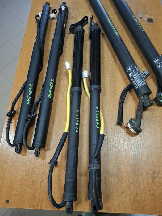 Amortizoare haion TOYOTA Corolla  Jeep Avenger   Jeep Grand Cherokee