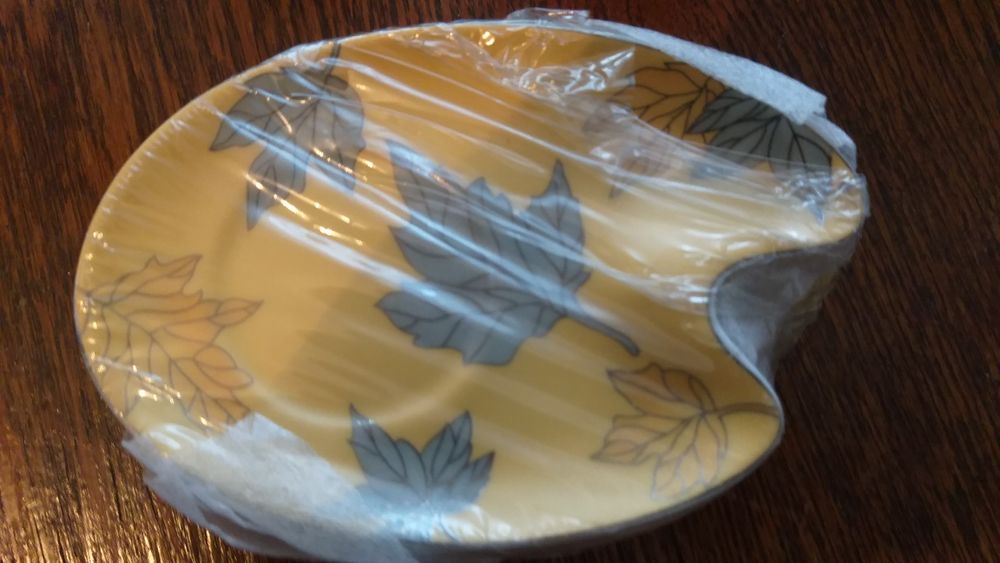 Сервизы столовые, кофейные