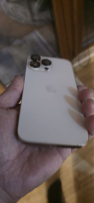 Vând I phone 16 pro max 521 Gb