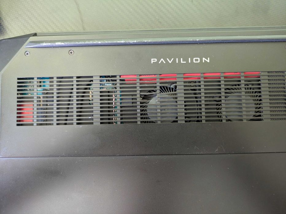 Laptop Gaming HP Pavilion AMD Ryzen 5600H 16GB RAM RTX 3050 4GB 512GB SSD