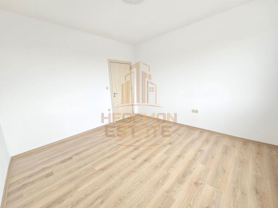 Продава се Тристаен апартамент в Варна, Възраждане 1 - 60 кв.м за 1274 €/кв.м - Снимка #2