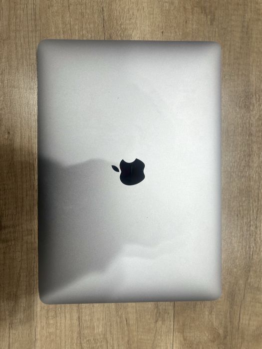 Macbook Air 2020 8/256
