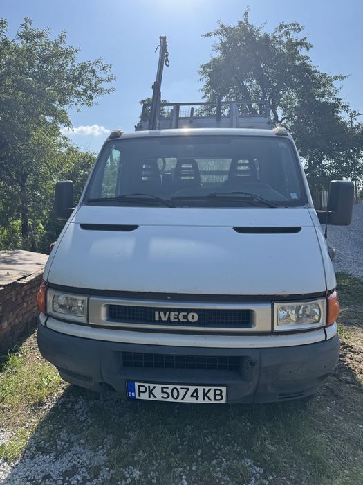 IVECO Под наем кран самосвал