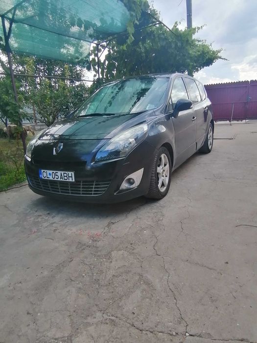 De vânzare Renault Scenic cu7 locuri