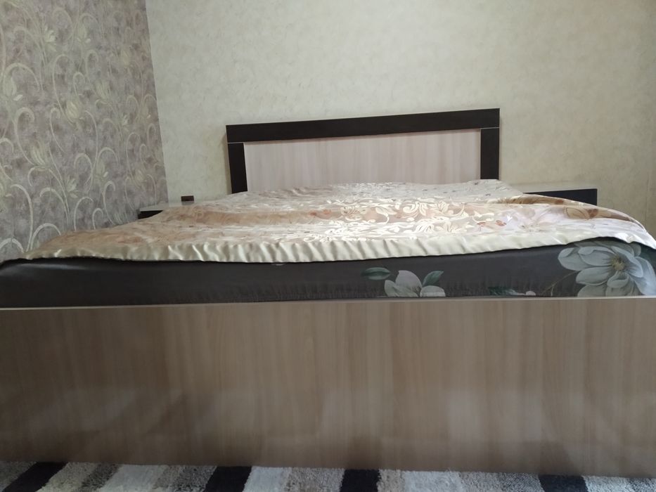 Кровать двуспальная