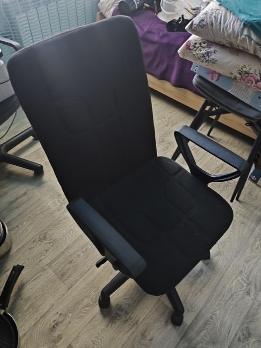 Продам компьютерное кресло
