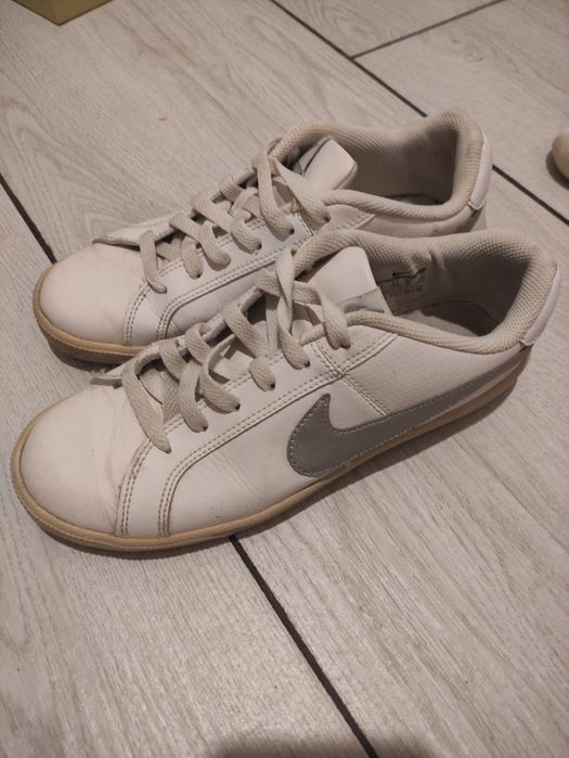 Adidași Nike, 2 perechi M39