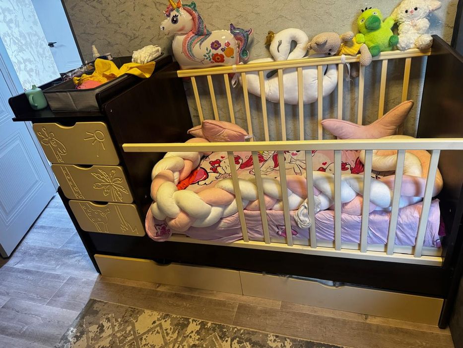 Детская кроватка