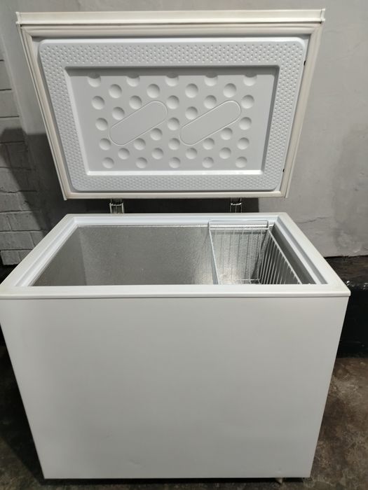 Продам Морозильник