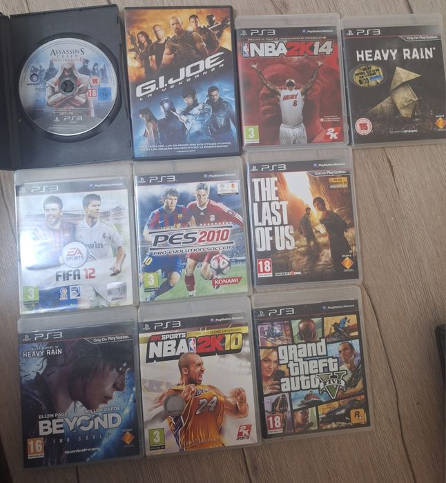 PlayStation 3 Slim 160GB + 2 Оригинални Джойстика + 10 Игри
