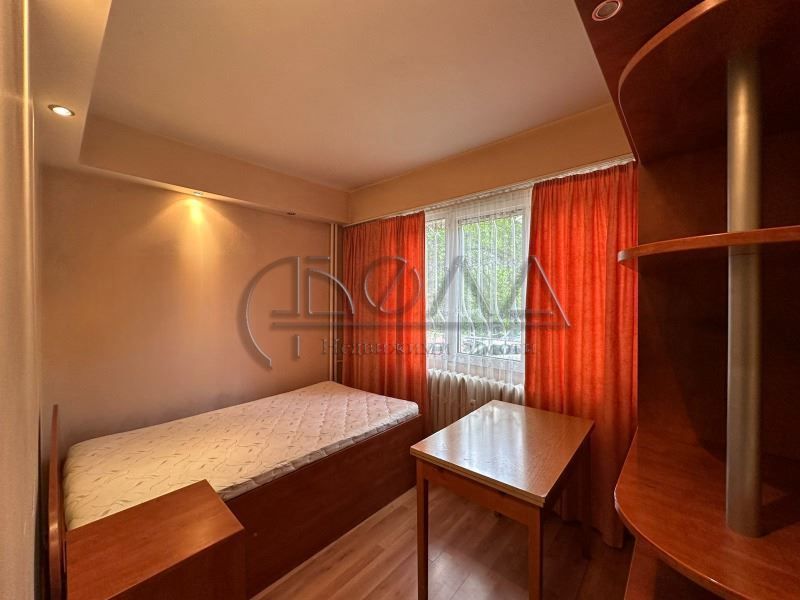 Продава се Тристаен апартамент в София, Люлин 6 - 92 кв.м за 1935 €/кв.м - Снимка #5