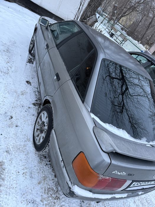 Audi 80 b3 кузов 1987года