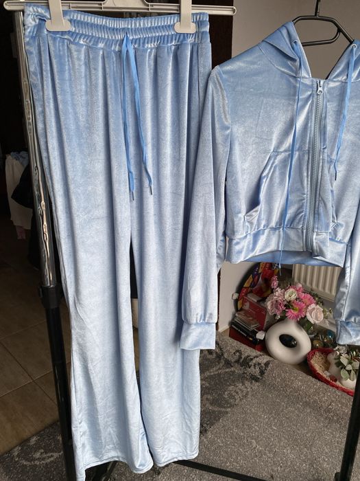 Trening din catifea Juicy nou nout S