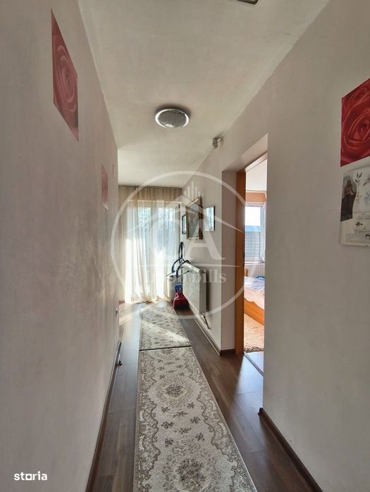 Casa de vânzare cu 6 camere in Episcopia, Bihor