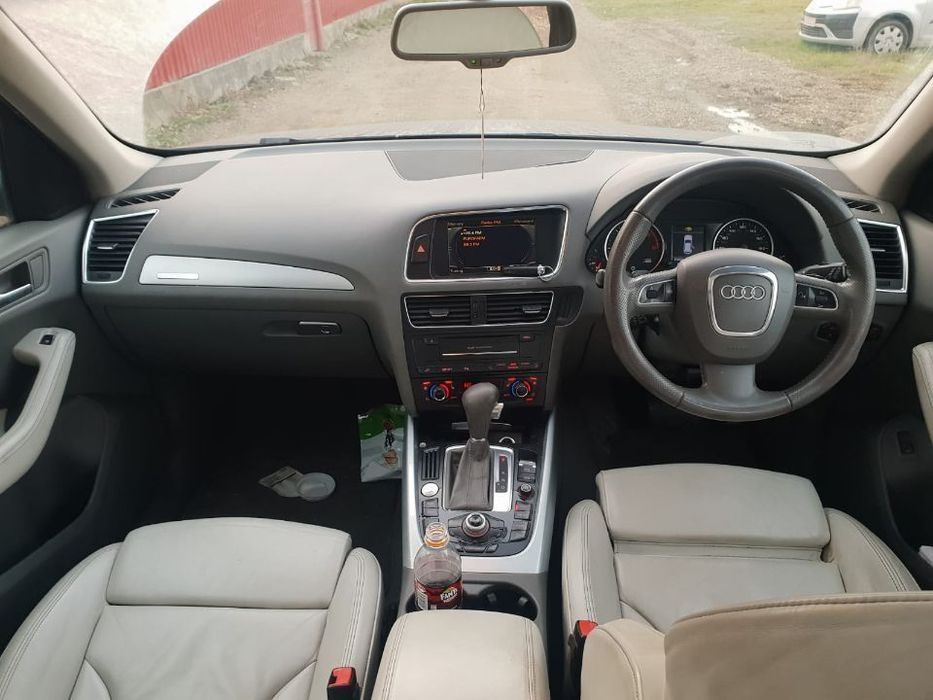 Dezmembrez Audi q5 4x4 2008 motor 3.0tdi 176kw 240cp CCWA cutie de viteze automata 7g tronic usa portiera stanga dreapta fata spate etrier fuzeta planetara bara capota dezmembrări a4 b8 a5 q7