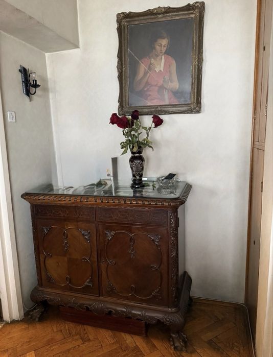 Set sufragerie lemn masiv sculptat, anii 1930 – bufet, masă, 6 scaune, canapea