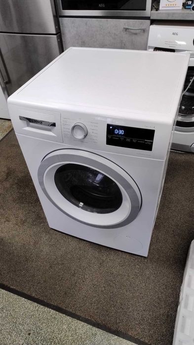 A+++ Нова Пералня машина Bosch-Бош 8 кг 1400 об/мин Series 4 VarioDrum