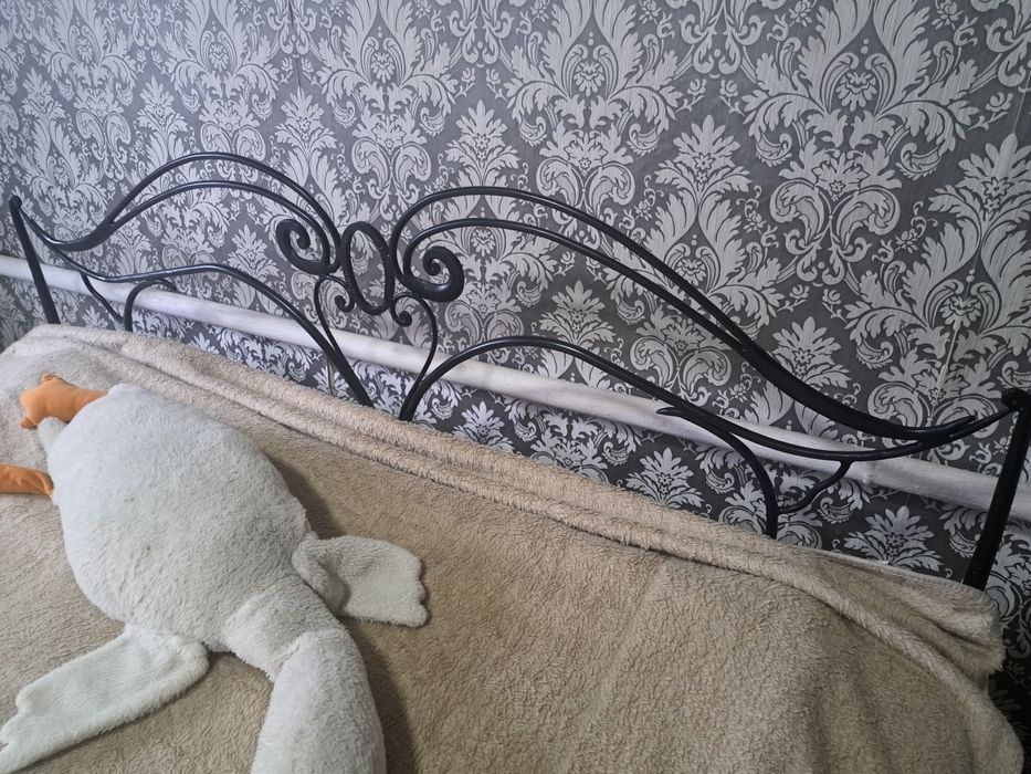 Продам кованную кровать