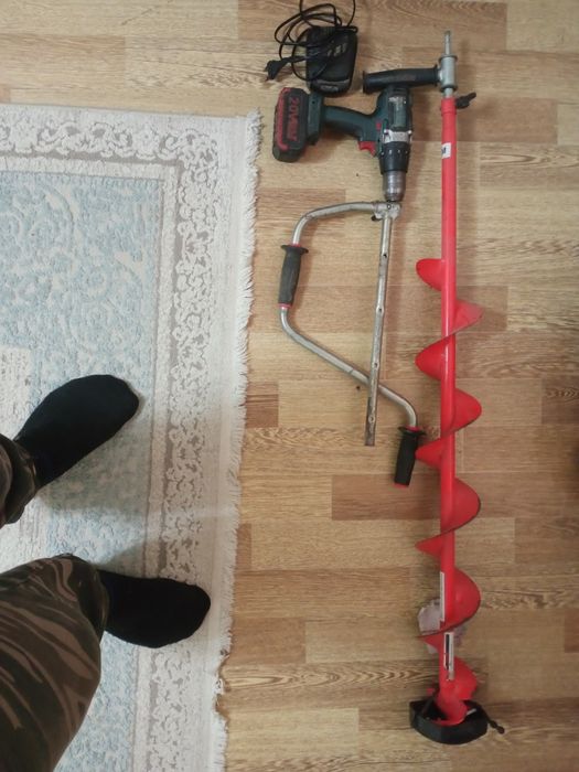 Продам шуруповерт со шнеком