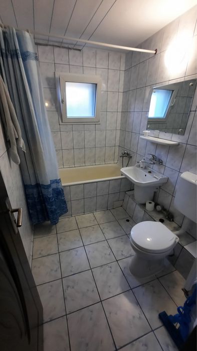 Apartament cu 3 camere de vânzare,Între Lacuri