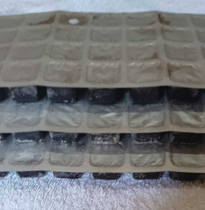 Замразена храна за аквариумни  риби от Чехия