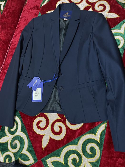 Костюм с жакетом для девочек