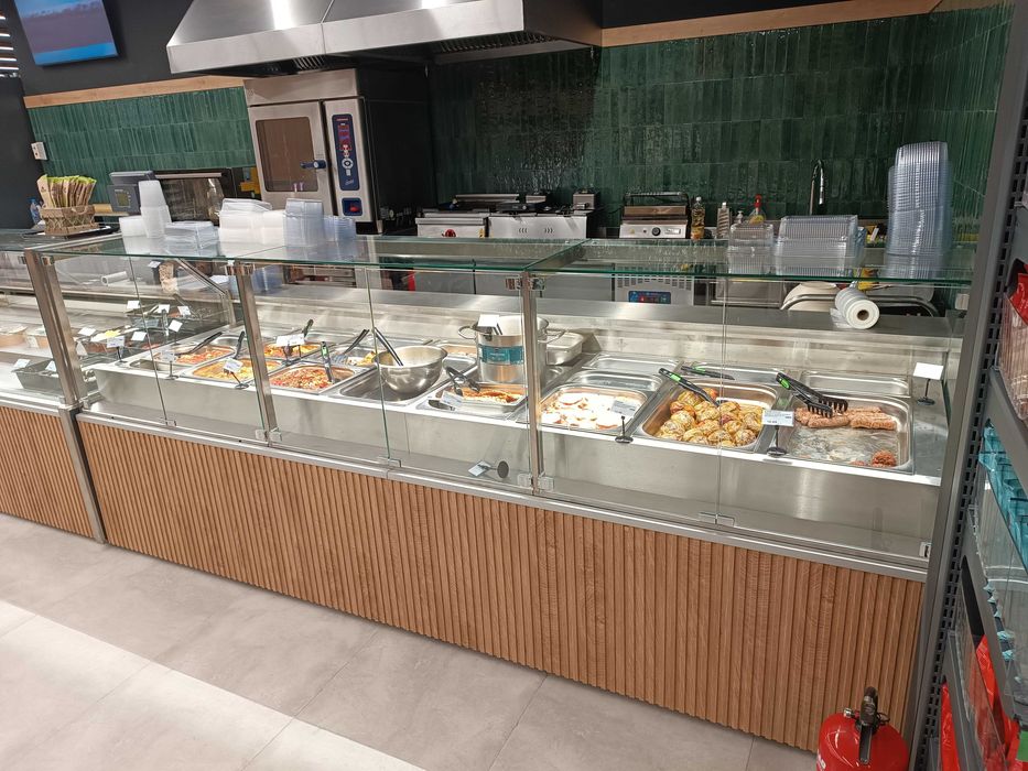 Топли Бен Мари и хладилни витрини за бързо хранене - по поръчка