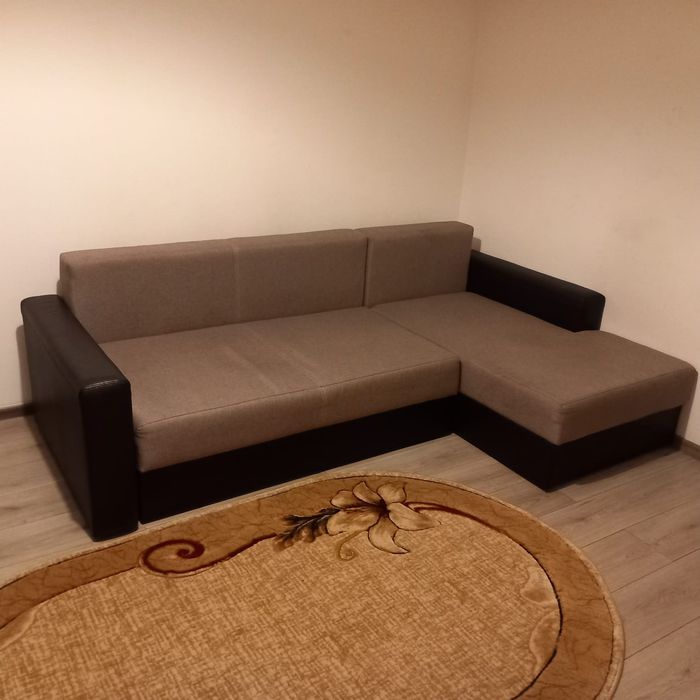 Închiriez garsonieră parter în regim hotelier