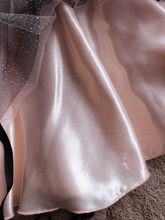 Нежна бална рокля