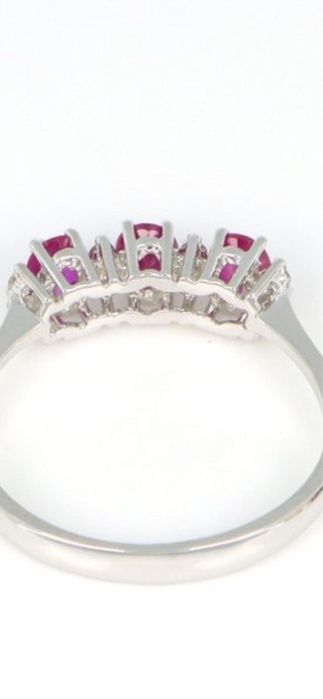 Inel aur alb 18ct cu rubin si diamante