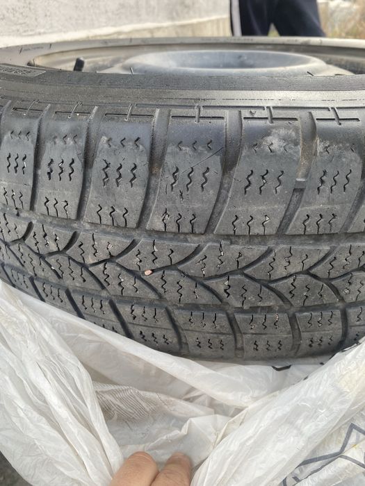 продам резины зимные с штампом