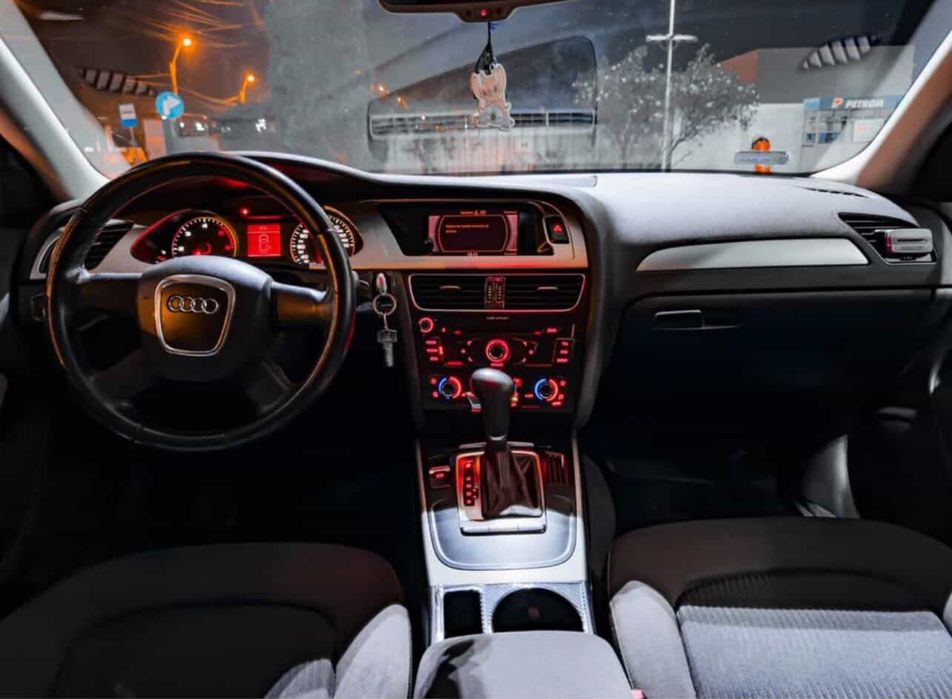 Audi a4 b8 2.0 tdi 143 cai CAGA