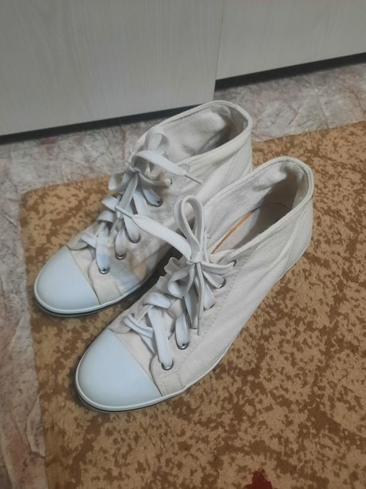 Кеды   стильные.