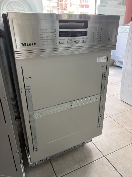 Miele G1502 тясна миялна за частично вграждане/24 мес гаранция