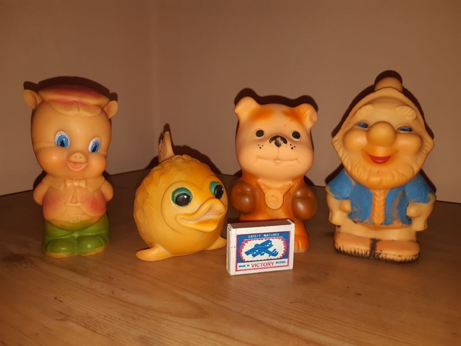 Продам резиновые  игрушки