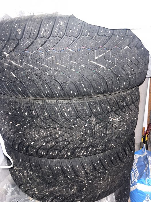 Продаю шины 16 го размера