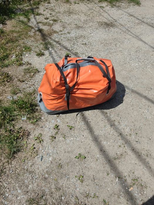 Продам надувную лодку