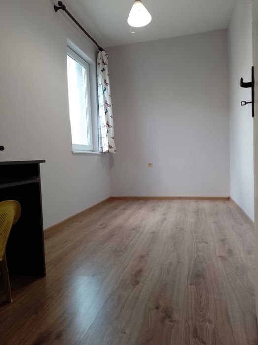 Продава се Тристаен апартамент в Варна, Лятно кино Тракия - 67 кв.м за 1941 €/кв.м - Снимка #7