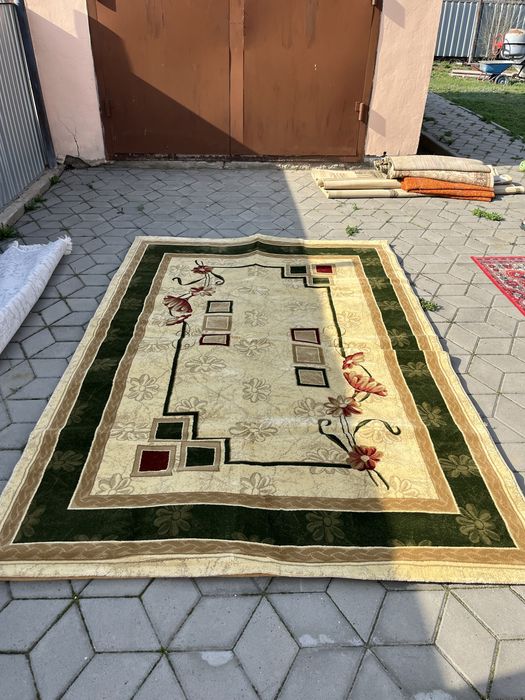 Продам ковер ! Размер 2*3