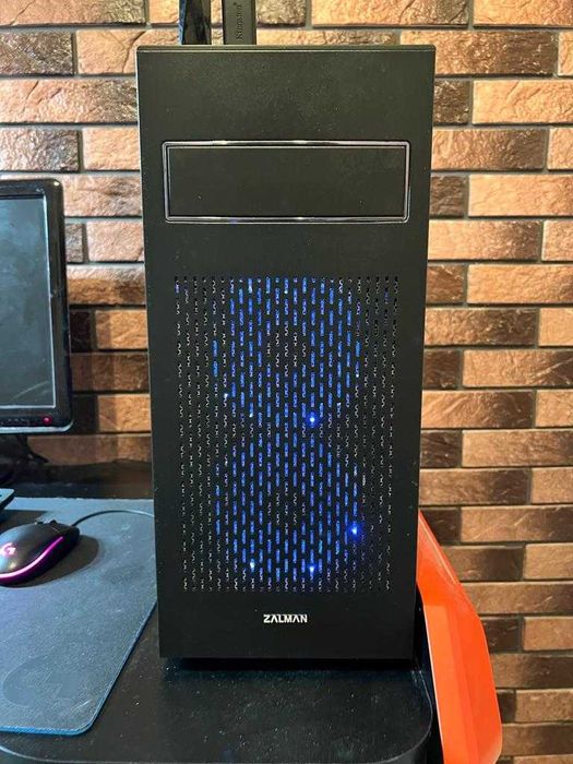 Компьютер настольный (ПК)