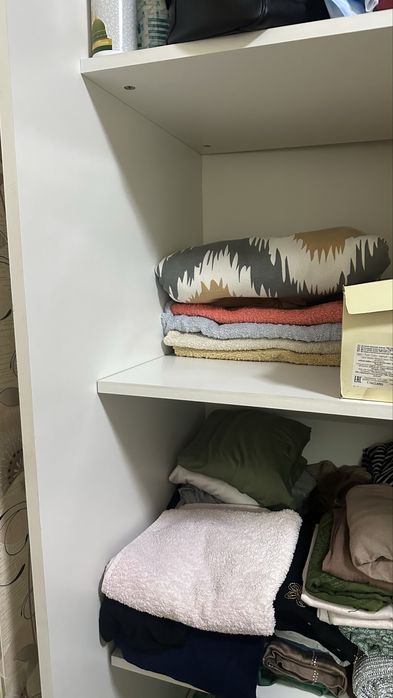 Продам шкафы большие