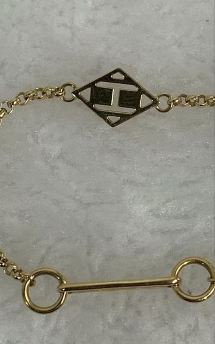 Золотой браслет Hermes
