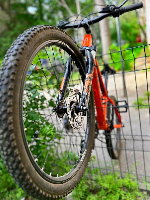 Bicicletă MTB GHOST Kato D4.4 AL 2019, frâne pe disc, suspensie față