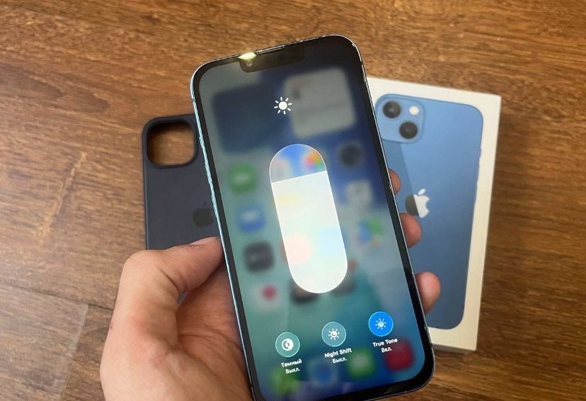 iPhone 13 128Gb с гарантией