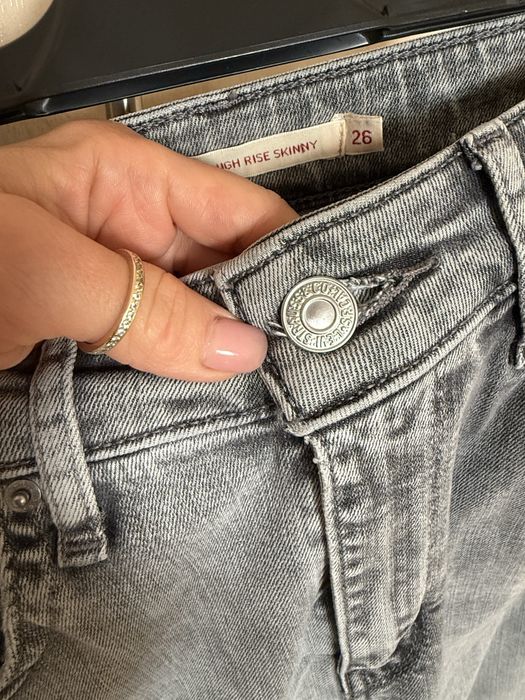 Blugi Levi’s originali noi