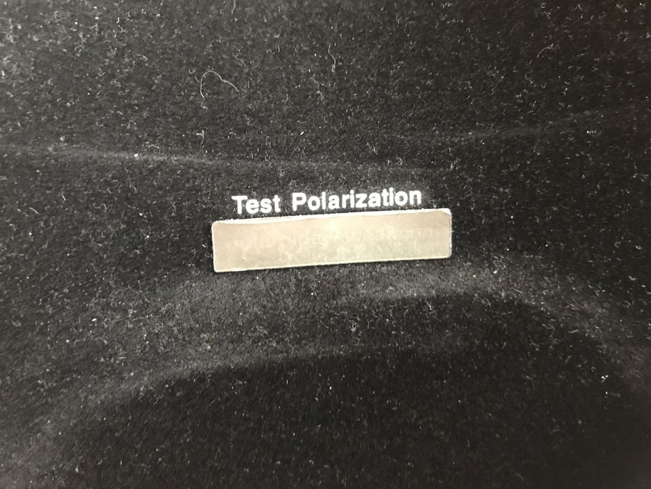 Дамски слънчеви очила Polaroid с поляризирани стъкла и калъф