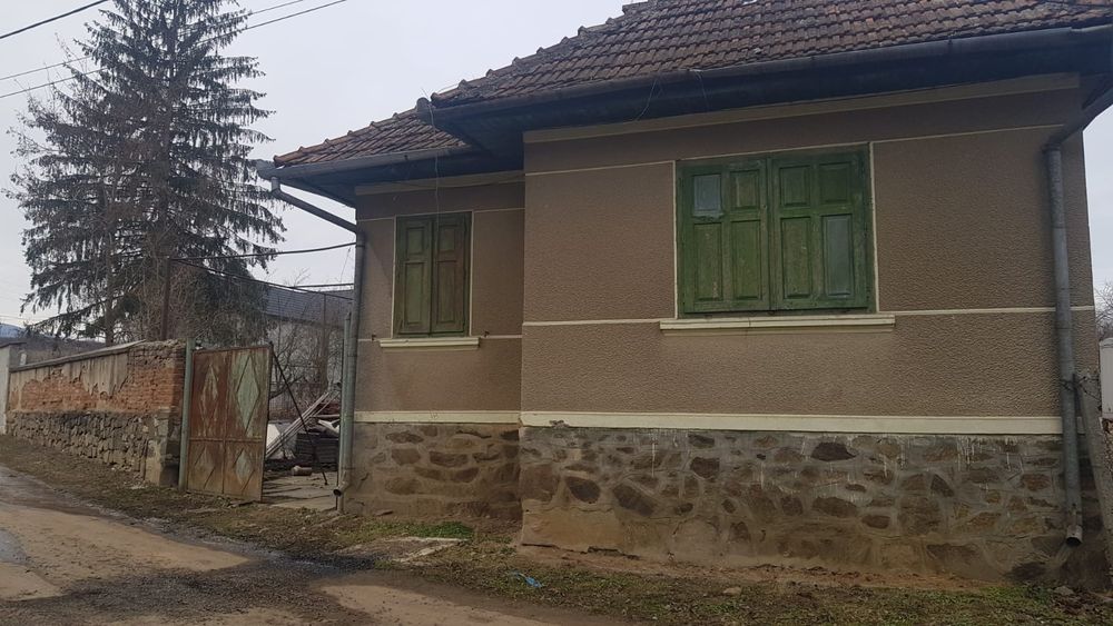 Casa de vanzare în apoldu de sus