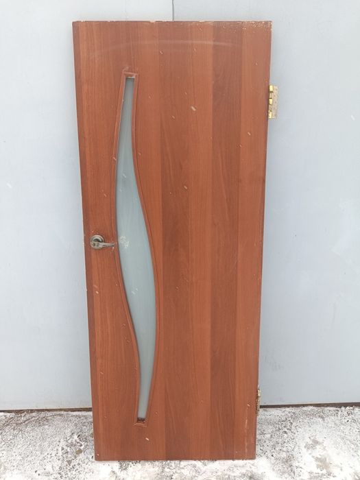 Продаю дверь в хорошем состоянии.